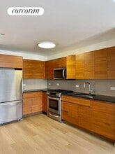 550 W 45th St in New York, NY - Foto de edificio - Building Photo