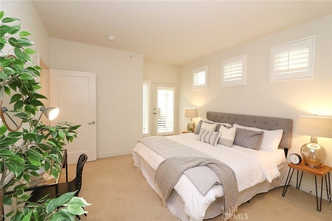 property at 436 S Virgil Ave
