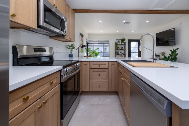 Terra Alta Apartments in Tucson, AZ - Building Photo - Interior Photo