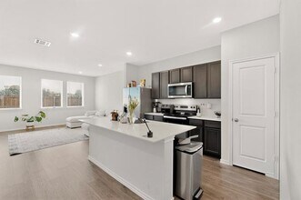 6113 Holly Spg Rd in Princeton, TX - Building Photo - Building Photo