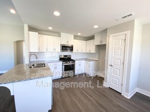 253 New York Ave in Farmington, AR - Building Photo - Building Photo