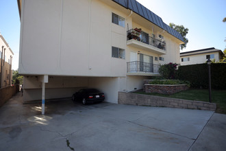 3400 Greenfield Ave in Los Angeles, CA - Building Photo - Building Photo