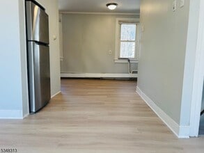 32 Union Pl in Newton, NJ - Building Photo - Building Photo