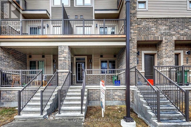 309 Olivenite Private in Ottawa, ON - Building Photo - Building Photo