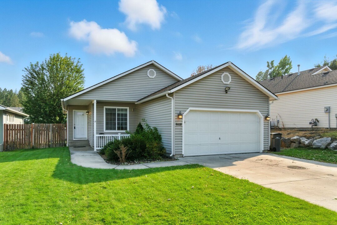4618 E 14th Ave in Spokane Valley, WA - Building Photo