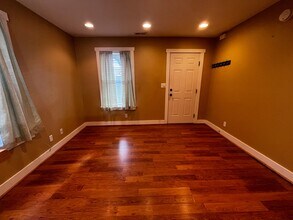 1204 7th St in Bremerton, WA - Building Photo - Building Photo