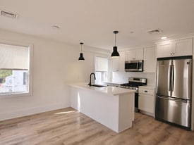 14 Vinton St in Providence, RI - Building Photo