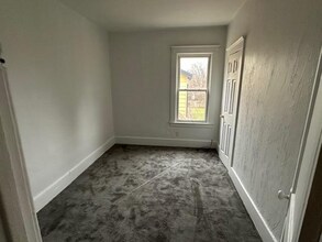 121 Sturtevant St in Highland Park, MI - Building Photo - Building Photo