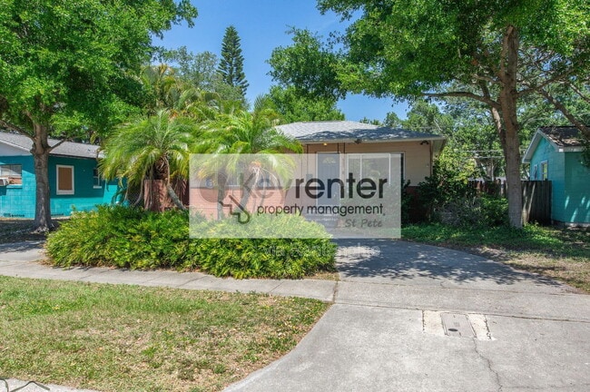 983 47th Ave N in St. Petersburg, FL - Building Photo - Building Photo