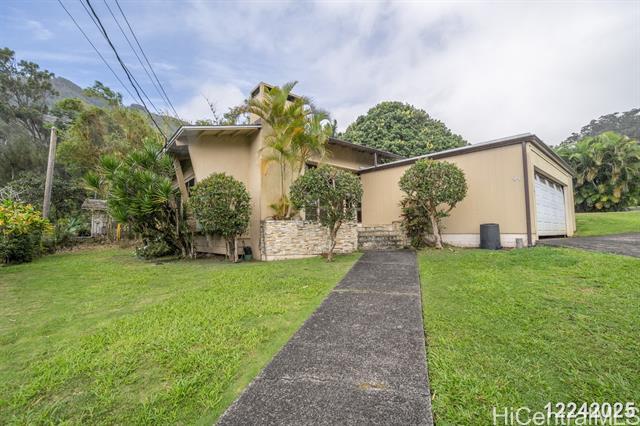 property at 44 Mamalahoa Pl