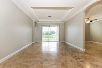 141 Seminole Lakes Dr in Royal Palm Beach, FL - Building Photo - Building Photo