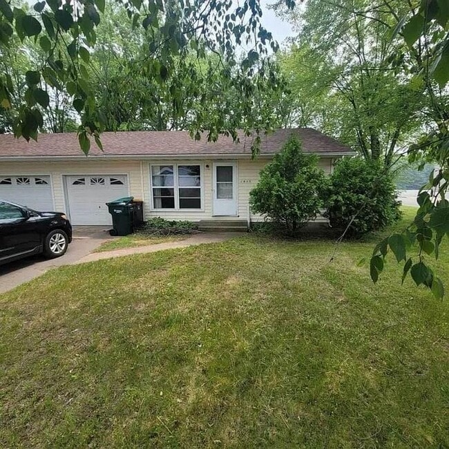 property at 1403-1405 Daley Ave