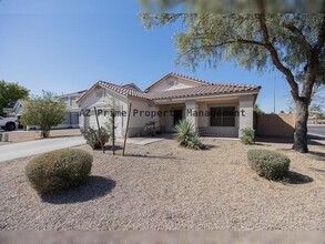 3864 S Emery Cir in Mesa, AZ - Building Photo - Building Photo