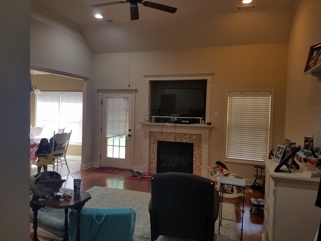 13669 Old Ivy Dr in Northport, AL - Building Photo - Building Photo