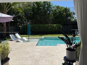 1224 NE 12th Ave in Fort Lauderdale, FL - Building Photo - Building Photo