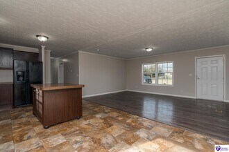 190 Cedar Hills Rd in Brandenburg, KY - Building Photo - Building Photo