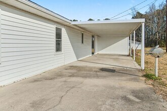 1320 Murray Haywood Rd in Evergreen, NC - Building Photo - Building Photo