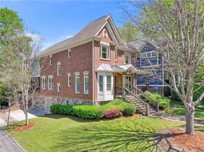 306 Peachtree Ave NE in Atlanta, GA - Building Photo - Building Photo