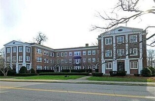 298 Main St, Unit 11 in Wakefield, MA - Building Photo