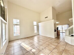 8700 Raindrop Canyon Ave in Las Vegas, NV - Building Photo - Building Photo