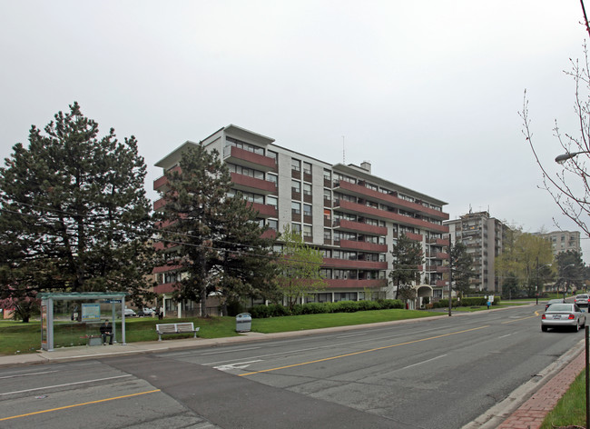 Caleta Apartments in Toronto, ON - Building Photo - Building Photo