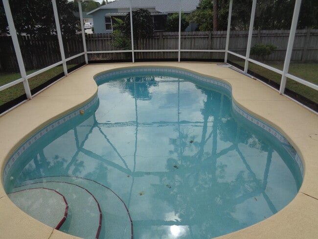 741 17th Ln SW in Vero Beach, FL - Building Photo - Building Photo