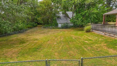 7310 State Rd HH in Columbia, MO - Building Photo - Building Photo