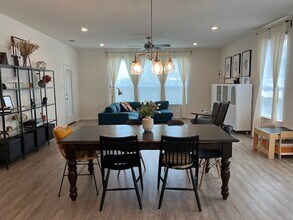 270 Kat Garnet Dr in Kyle, TX - Building Photo - Building Photo