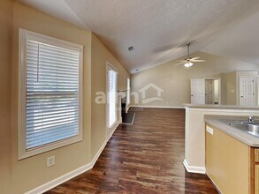 303 Cole Creek Dr in Dallas, GA - Building Photo - Building Photo