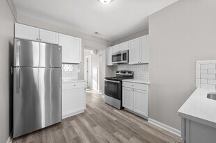 6735 Ford Ave in Warren, MI - Building Photo