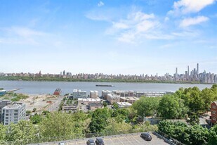 9060 Palisade Ave in North Bergen, NJ - Building Photo