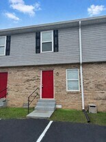 179 Ingle Dr, Unit B2 in Morrison, TN - Building Photo
