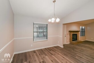 8951 Rose Hill Dr S in Jacksonville, FL - Building Photo - Building Photo