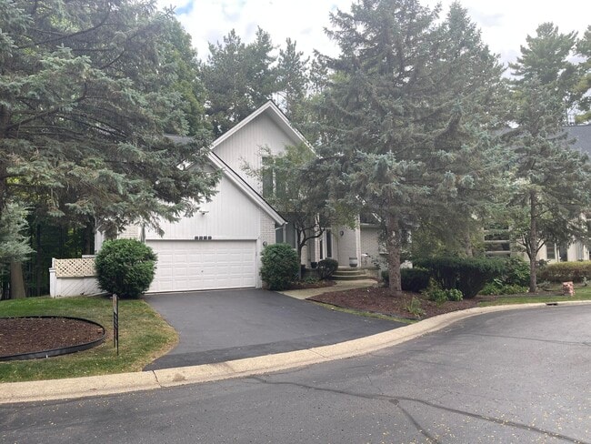 property at 6289 Lindsay Ct