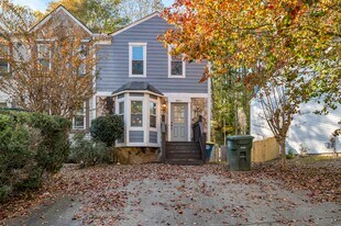 3517 Kennesaw Station Dr in Kennesaw, GA - Building Photo