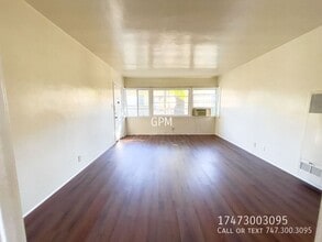 4737 1/2 Beverly Blvd in Los Angeles, CA - Building Photo - Building Photo