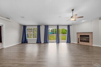 2081 Seagrape Dr in Navarre, FL - Building Photo - Building Photo
