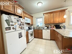 29 Belknap St, Unit 1 in Somerville, MA - Building Photo