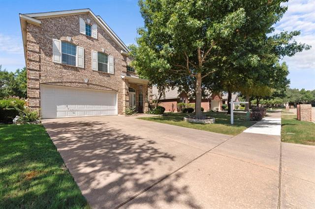 8417 Robertson Dr in Frisco, TX - Building Photo
