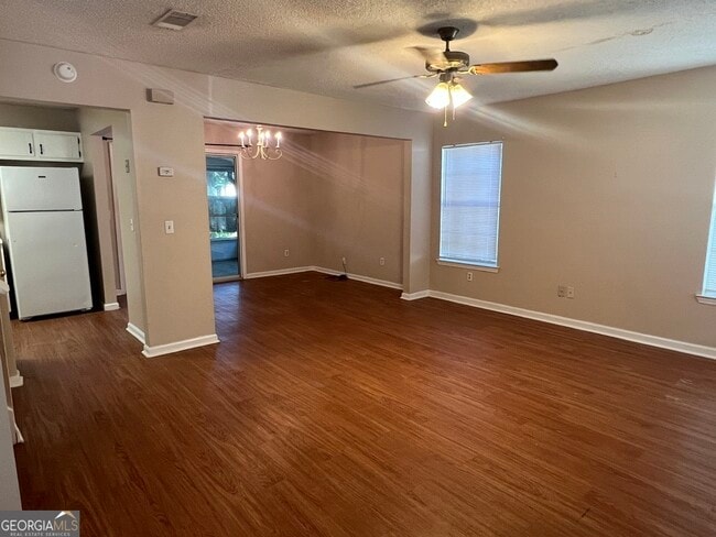 105 Driftwood Ct in Kingsland, GA - Building Photo - Building Photo
