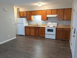 920 W Entiat Ave in Kennewick, WA - Building Photo - Building Photo