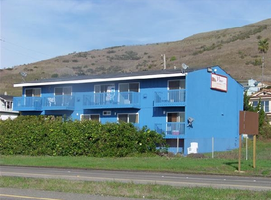 3302 Ocean Ave in Cayucos, CA - Foto de edificio