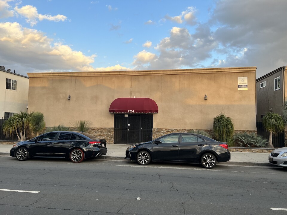 2232-2234 Santa Fe Ave. in Long Beach, CA - Foto de edificio