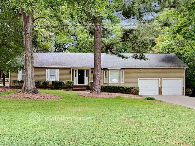 property at 10225 Woodview Cir