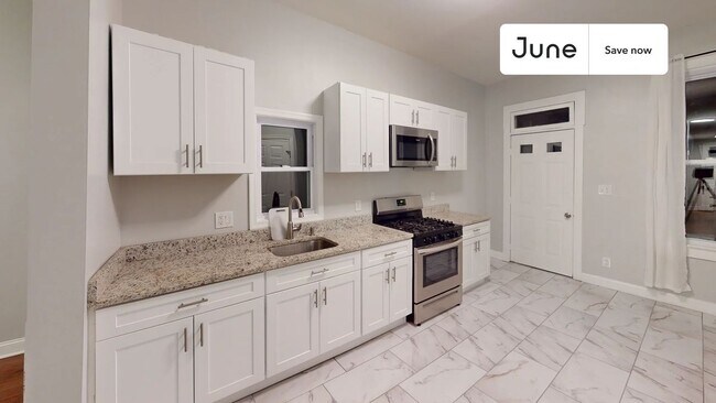 2124 13th St SE in Washington, DC - Building Photo - Building Photo