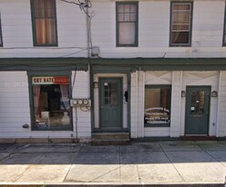 2 W Big Spring Ave in Newville, PA - Building Photo