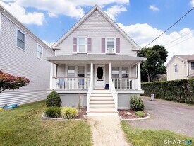 66 Veres St in Fairfield, CT - Building Photo