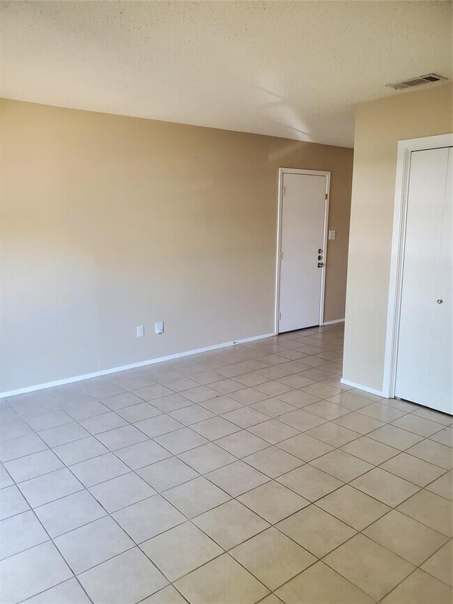 8110 SONNET Ave in Austin, TX - Building Photo - Building Photo