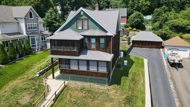 12 Clifton St in Seymour, CT - Building Photo - Building Photo