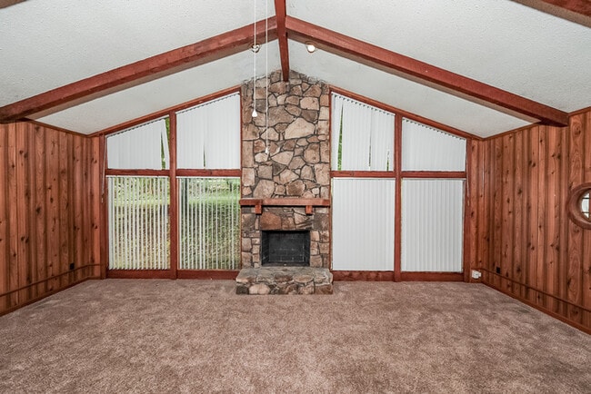 1777 Laurel Brook Ln in Center Point, AL - Building Photo - Building Photo